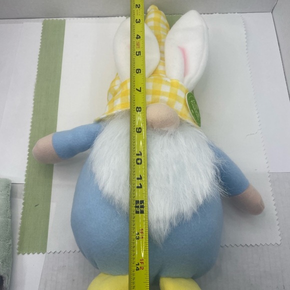 Spring/Easter Bunny Gnome - Picture 11 of 11